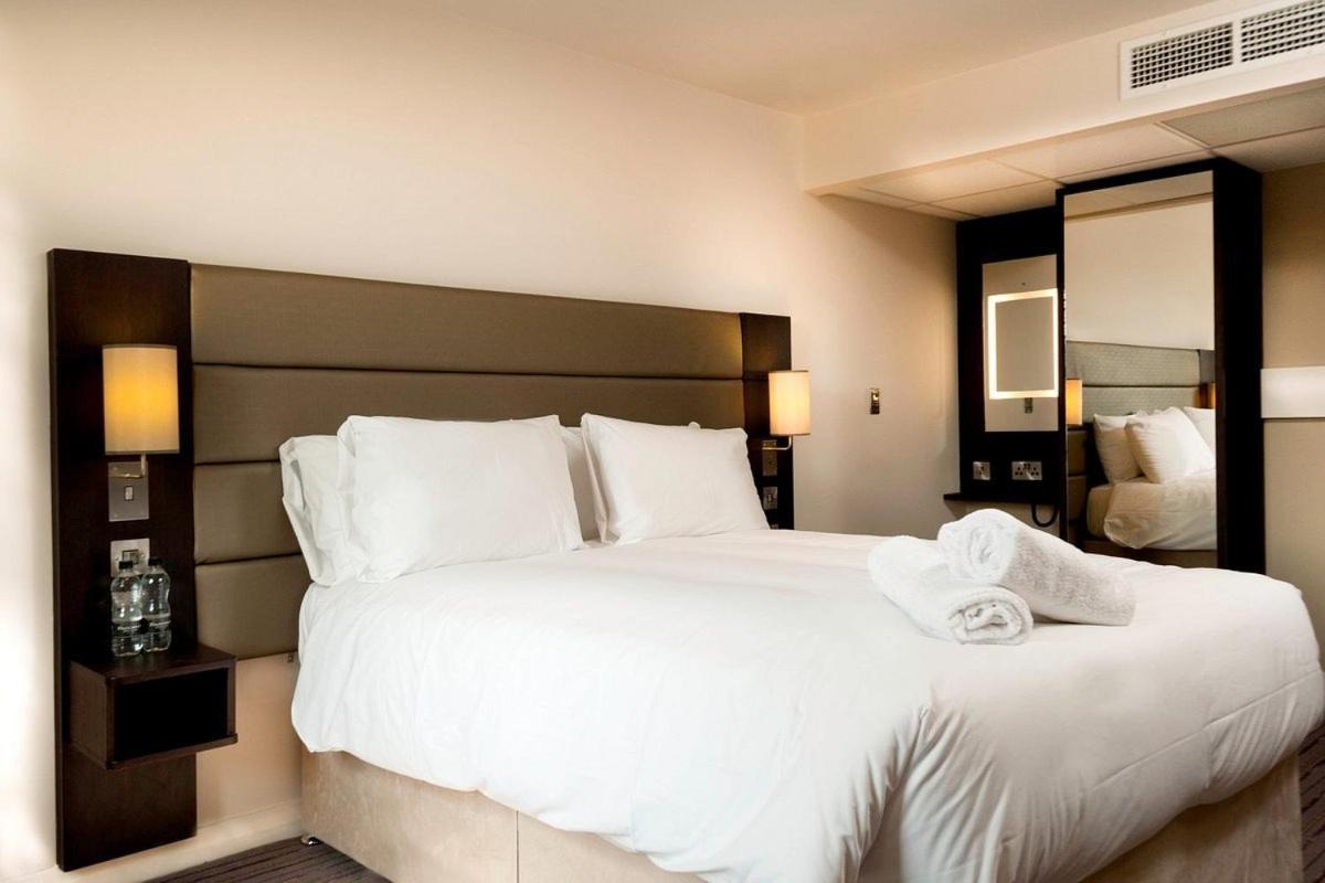 Silurian Hotel Newport Нюпорт Екстериор снимка